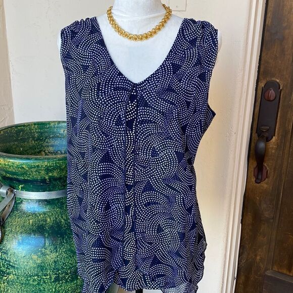 Sleeveless v neck with sheer overlay top by Adele & May size XL - Picture 1 of 10